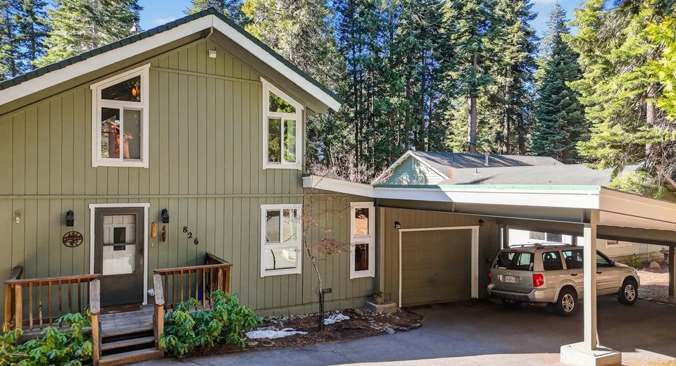 826 E Mountain Ridge Road, Lake Almanor, CA 96137 Photo