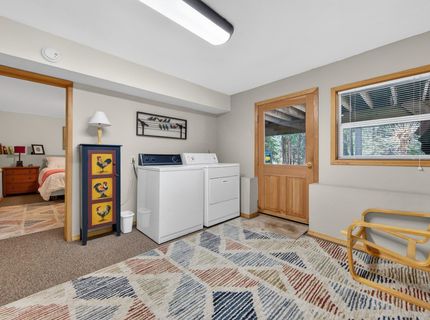 826 E Mountain Ridge Road, Lake Almanor, CA 96137 Photo