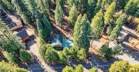 826 E Mountain Ridge Road, Lake Almanor, CA 96137 Photo