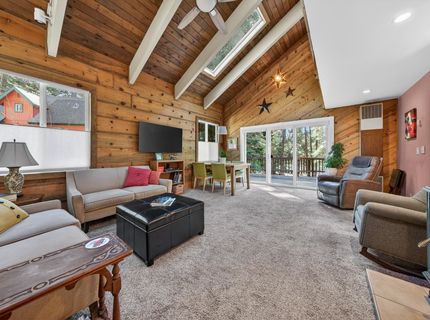 826 E Mountain Ridge Road, Lake Almanor, CA 96137 Photo