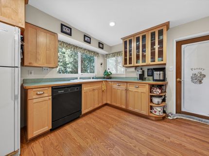 826 E Mountain Ridge Road, Lake Almanor, CA 96137 Photo