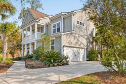 5544 Alpine Drive photo 4