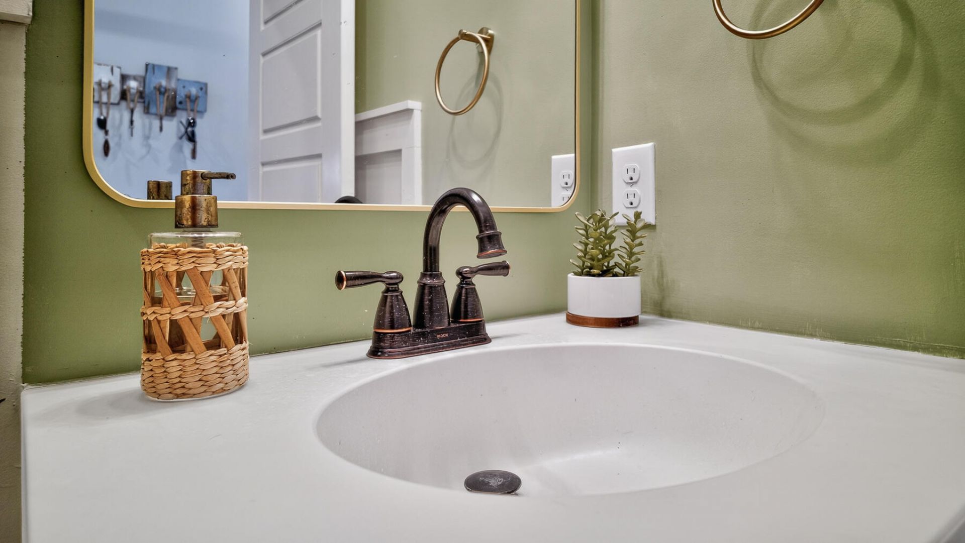 5544 Alpine Drive Photo 88