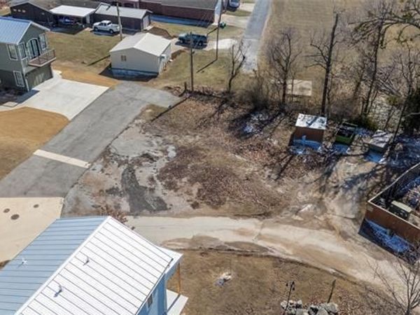 37214 S Cliff Crest Drive , Vinita, OK 74301