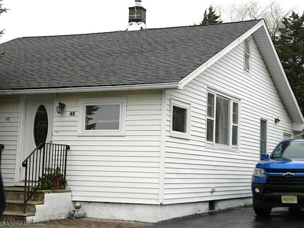 49 Mabie St, Franklin, NJ 07416