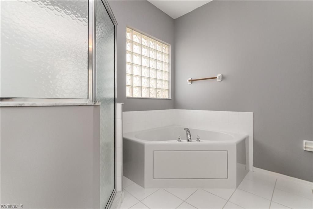 2684 Sunset Lake Dr , Cape Coral, FL 33909 Photo