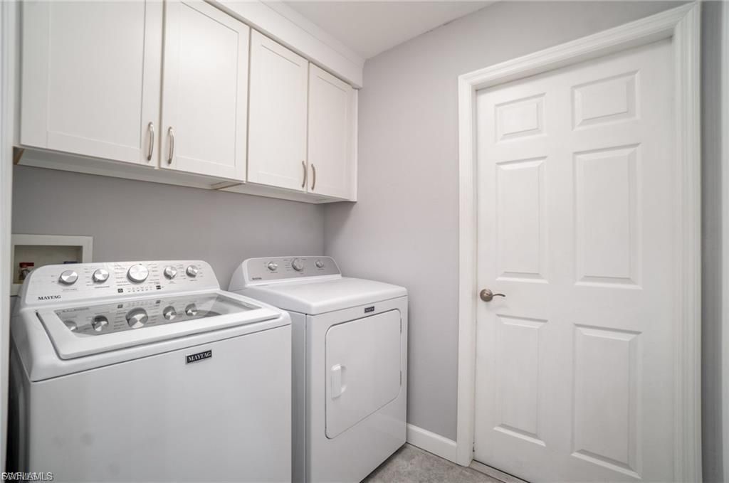 844 SW 17th Ter, Cape Coral, FL 33991 Photo