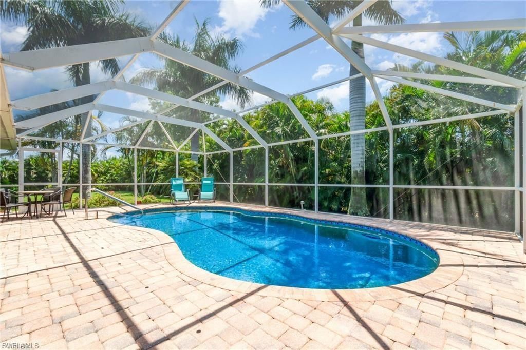 844 SW 17th Ter, Cape Coral, FL 33991 Photo