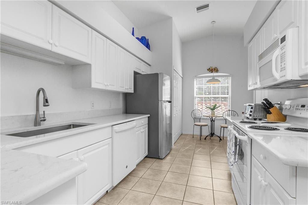 26800 Rosewood Pointe Ln , Unit 204, Bonita Springs, FL 34135 Photo