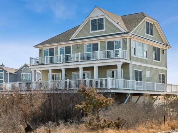 902 Dune Road , Westhampton Dunes, NY 11978