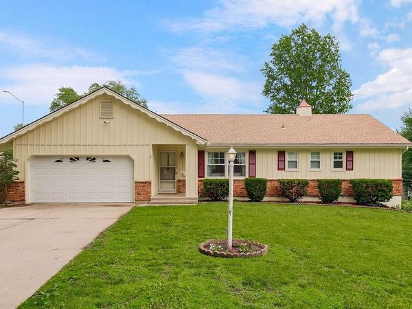 16600 E 31st Street, Independence, MO 64055