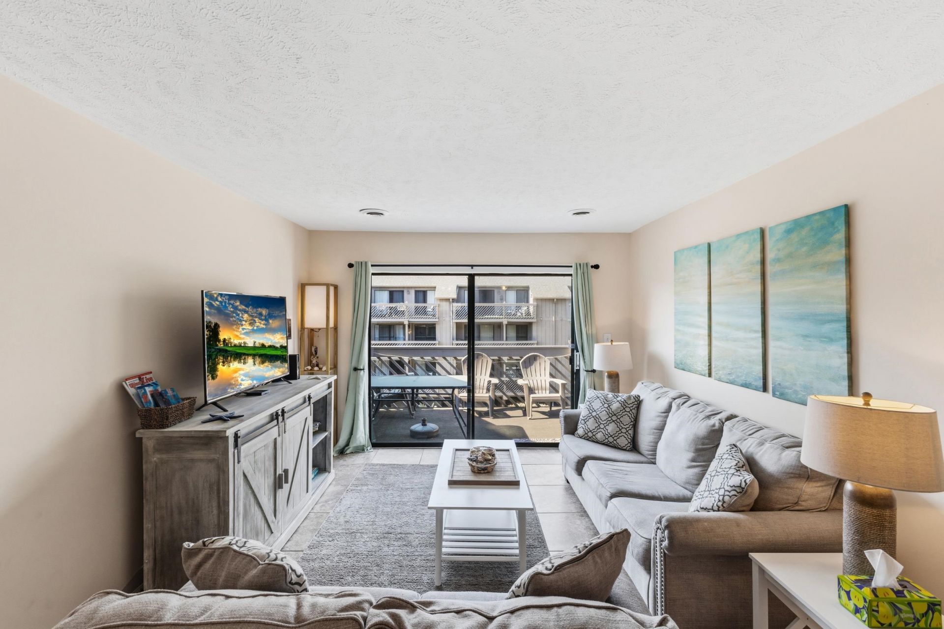 204 Maison Dr. Photo 10