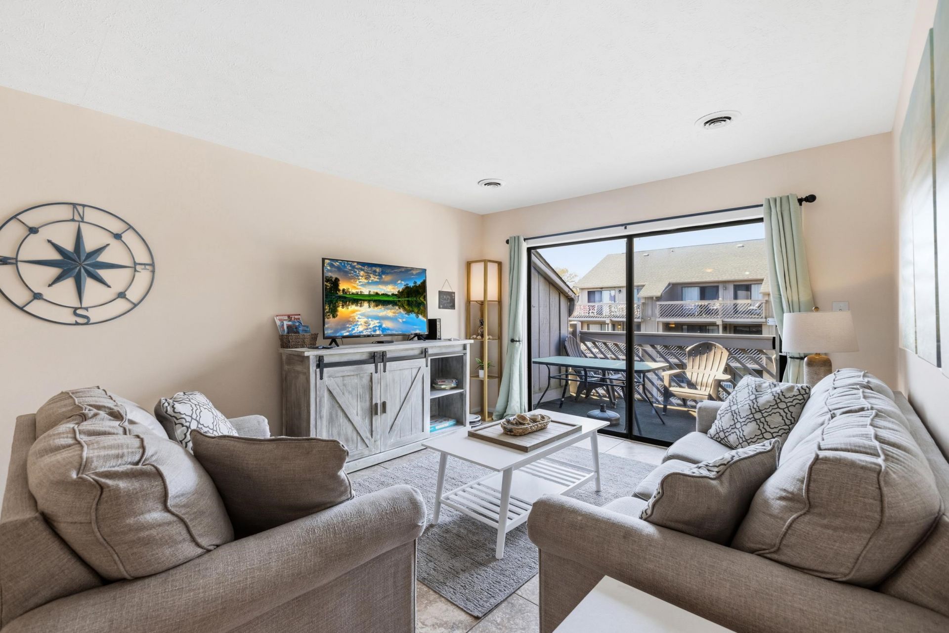 204 Maison Dr. Photo 12