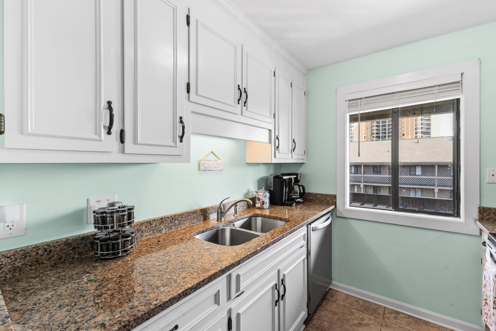 204 Maison Dr. Photo 5