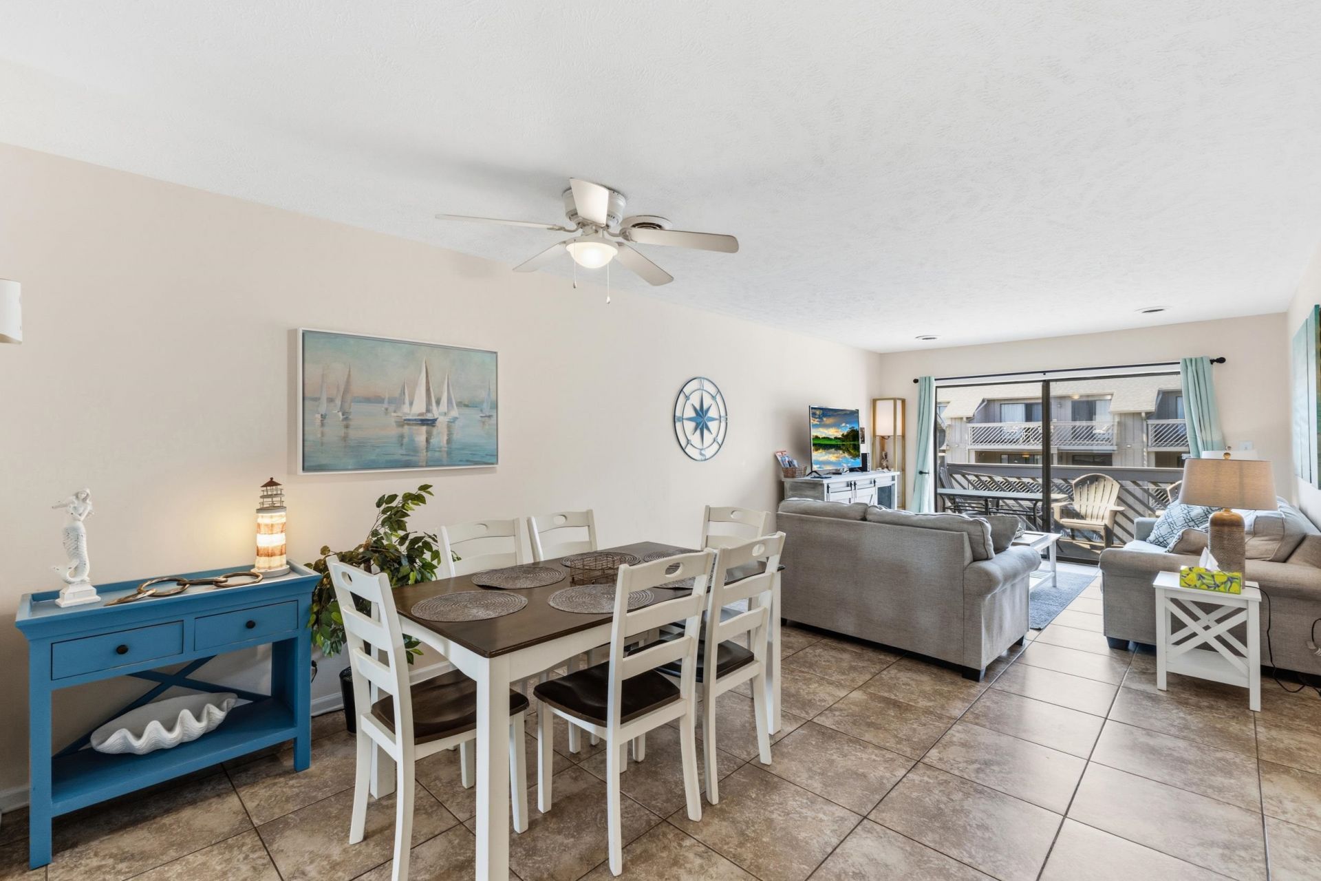 204 Maison Dr. Photo 9