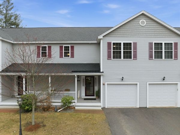 90 Rangeway Rd, Unit 204, Billerica, MA 01862