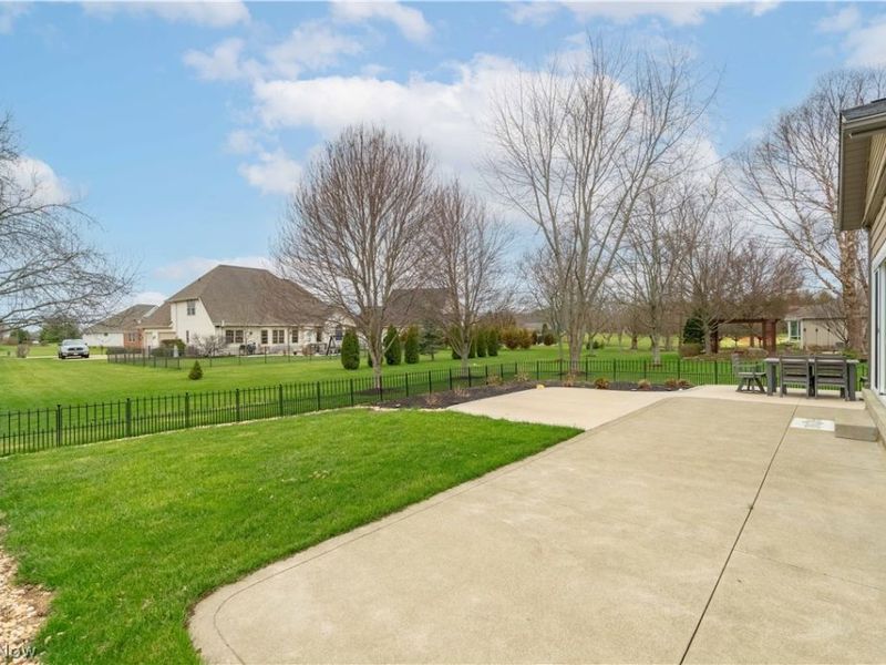 6607 Woodbridge Circle NW, Massillon, OH 44646 Photo 11
