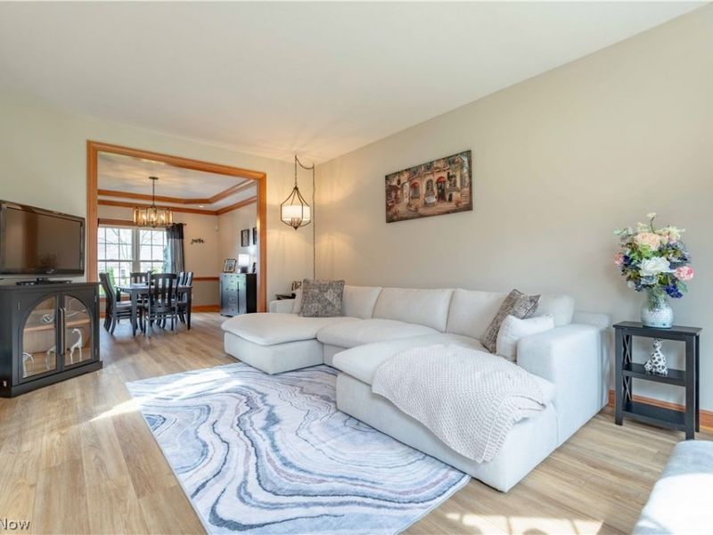 6607 Woodbridge Circle NW, Massillon, OH 44646 Photo 13