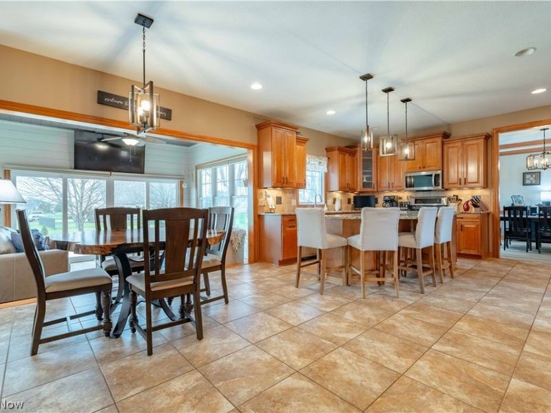 6607 Woodbridge Circle NW, Massillon, OH 44646 Photo 15