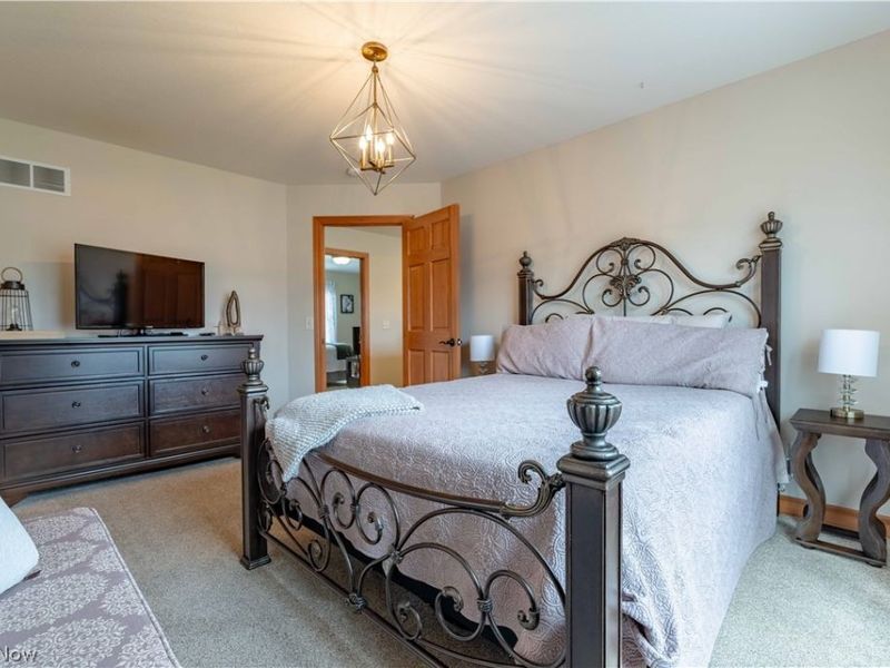 6607 Woodbridge Circle NW, Massillon, OH 44646 Photo 36