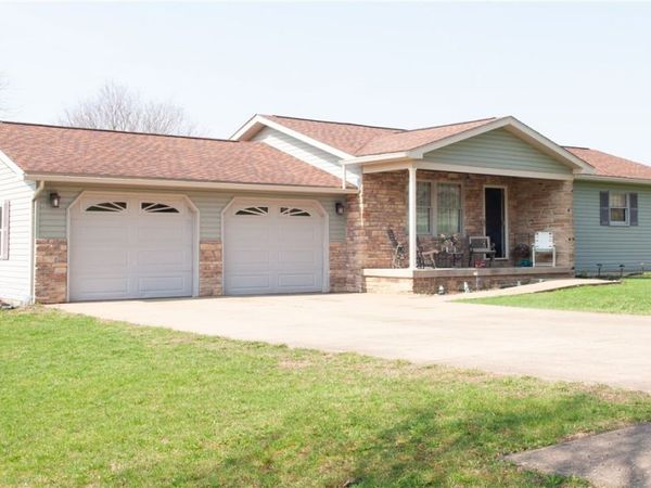 25 Nicklaus Lane , Waynesburg, PA 15370