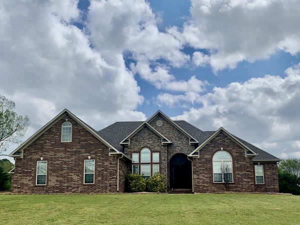10 Sethstone Drive, Greenbrier, AR 72058