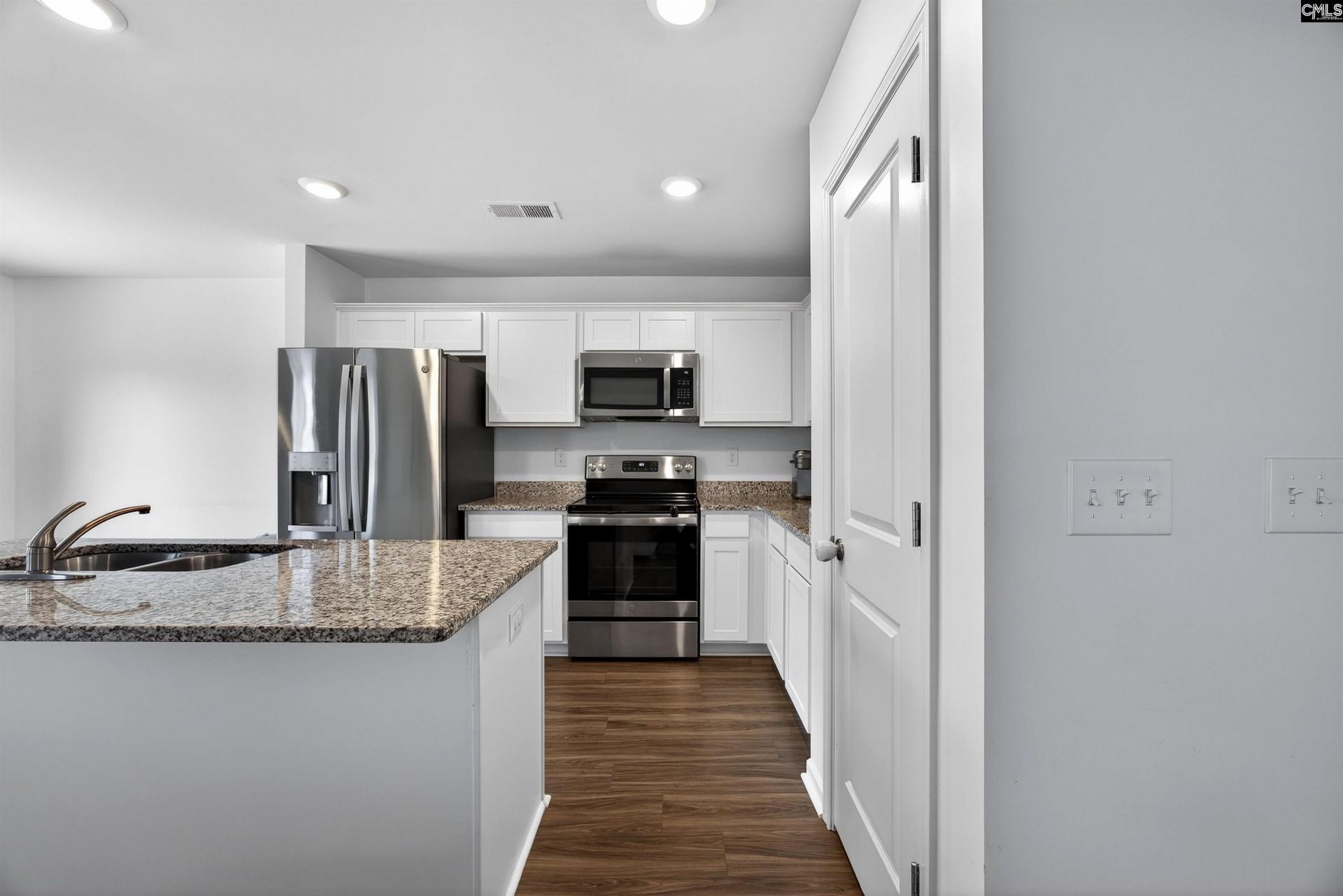 2410 Trakand Drive  Photo 15