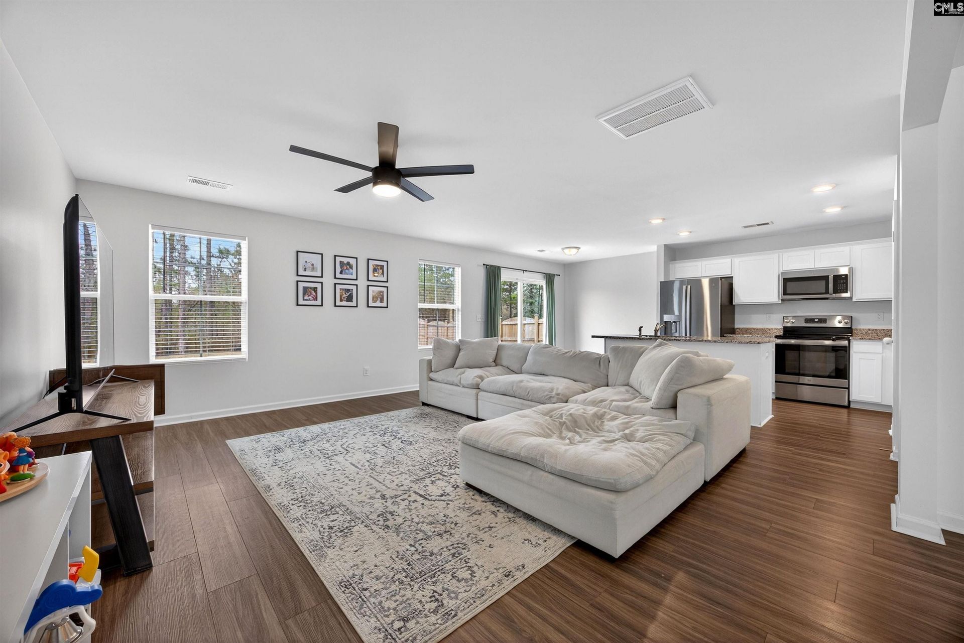 2410 Trakand Drive  Photo 8