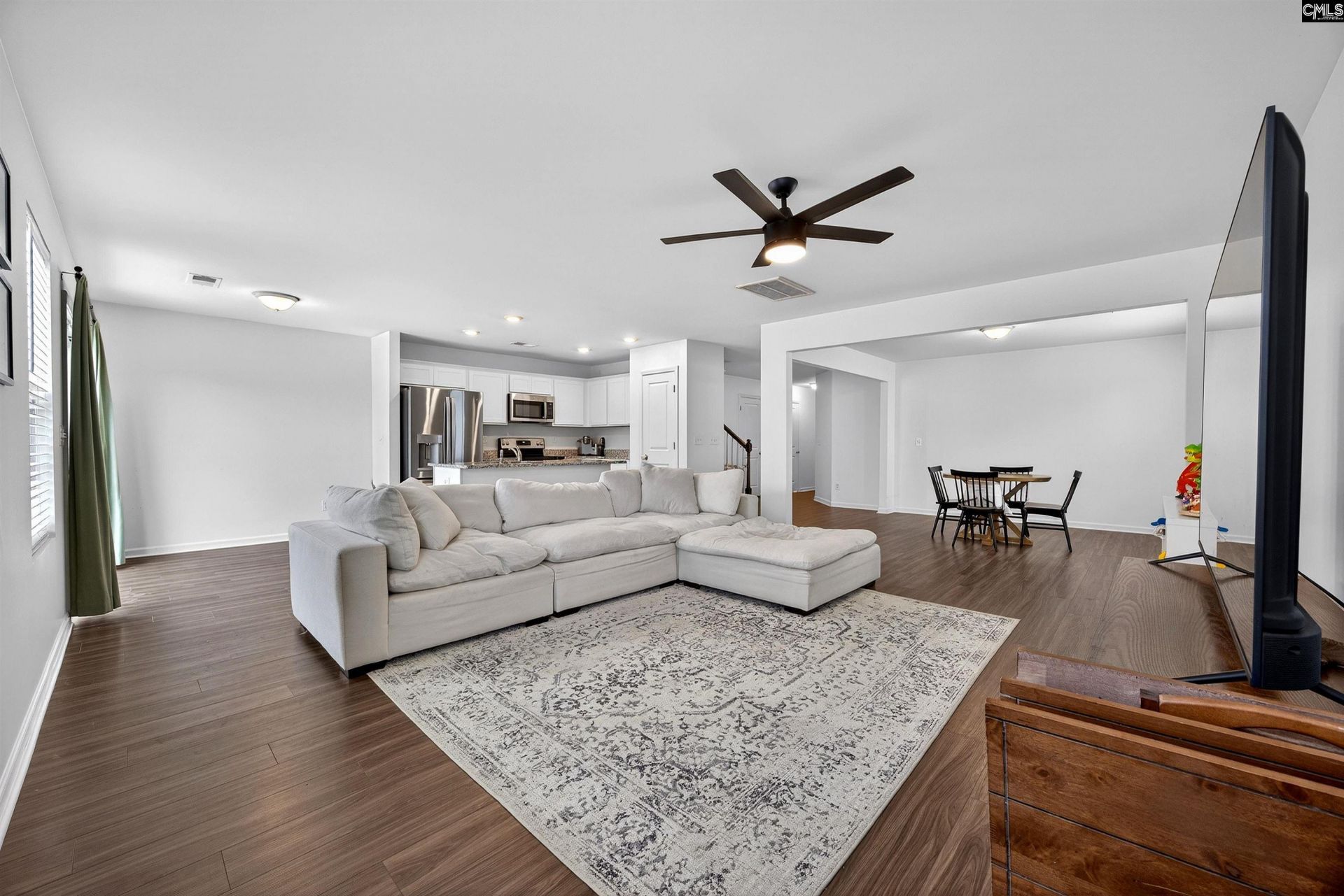 2410 Trakand Drive  Photo 9