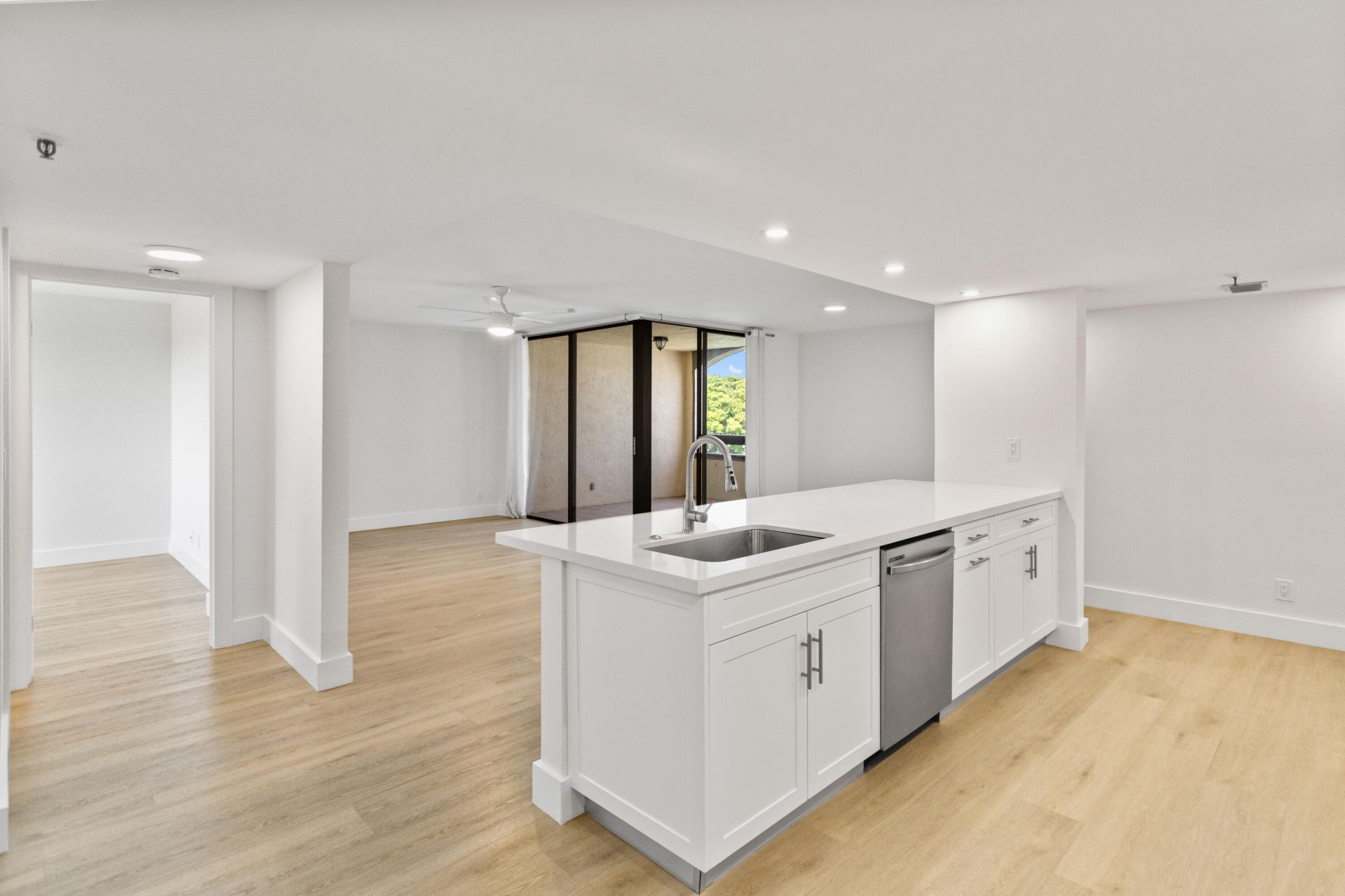 955 Egret Circle, Unit 504, Delray Beach, FL 33444 Photo