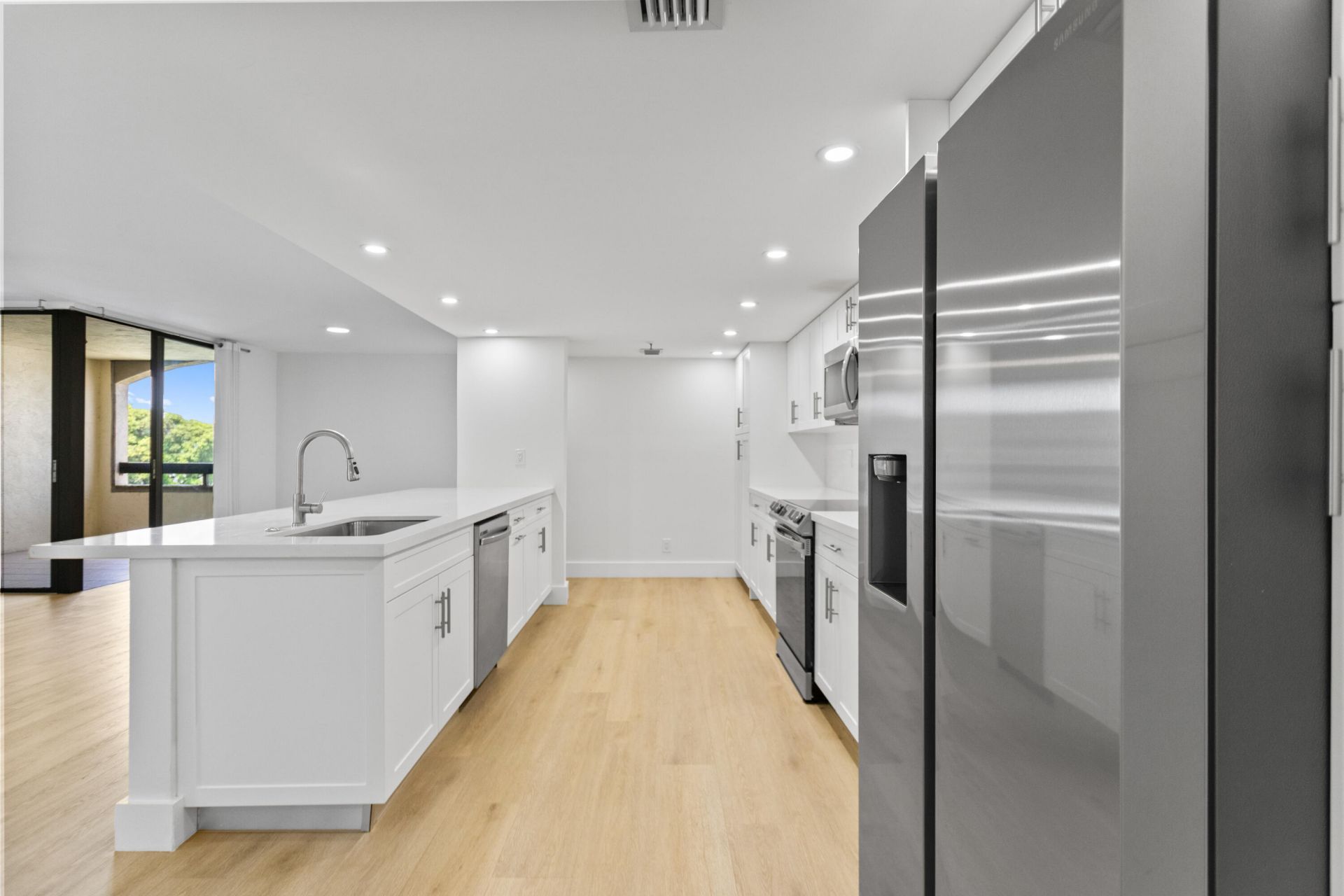 955 Egret Circle, Unit 504, Delray Beach, FL 33444 Photo