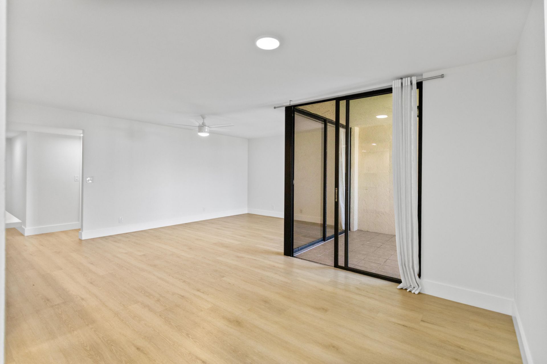 955 Egret Circle, Unit 504, Delray Beach, FL 33444 Photo