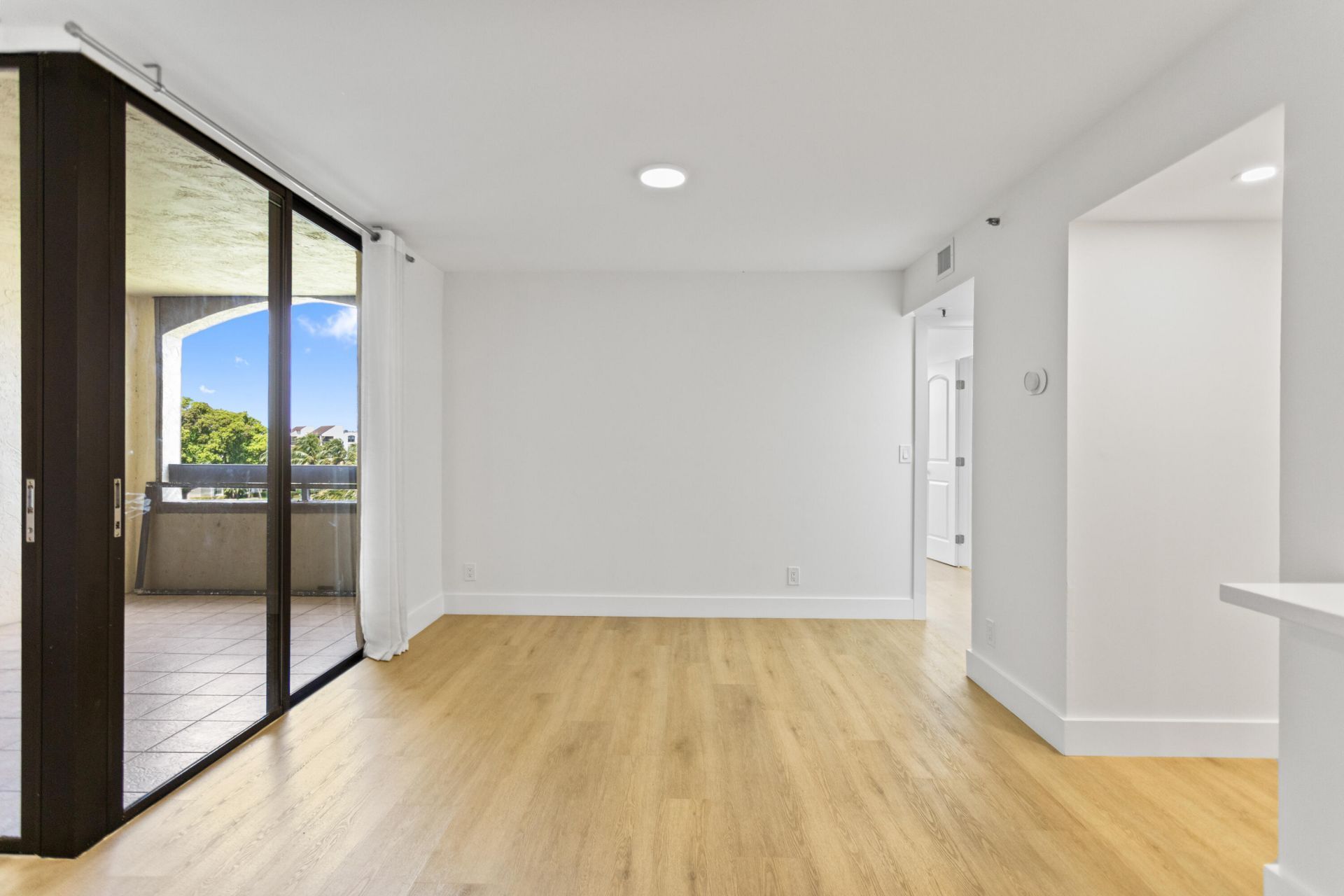 955 Egret Circle, Unit 504, Delray Beach, FL 33444 Photo