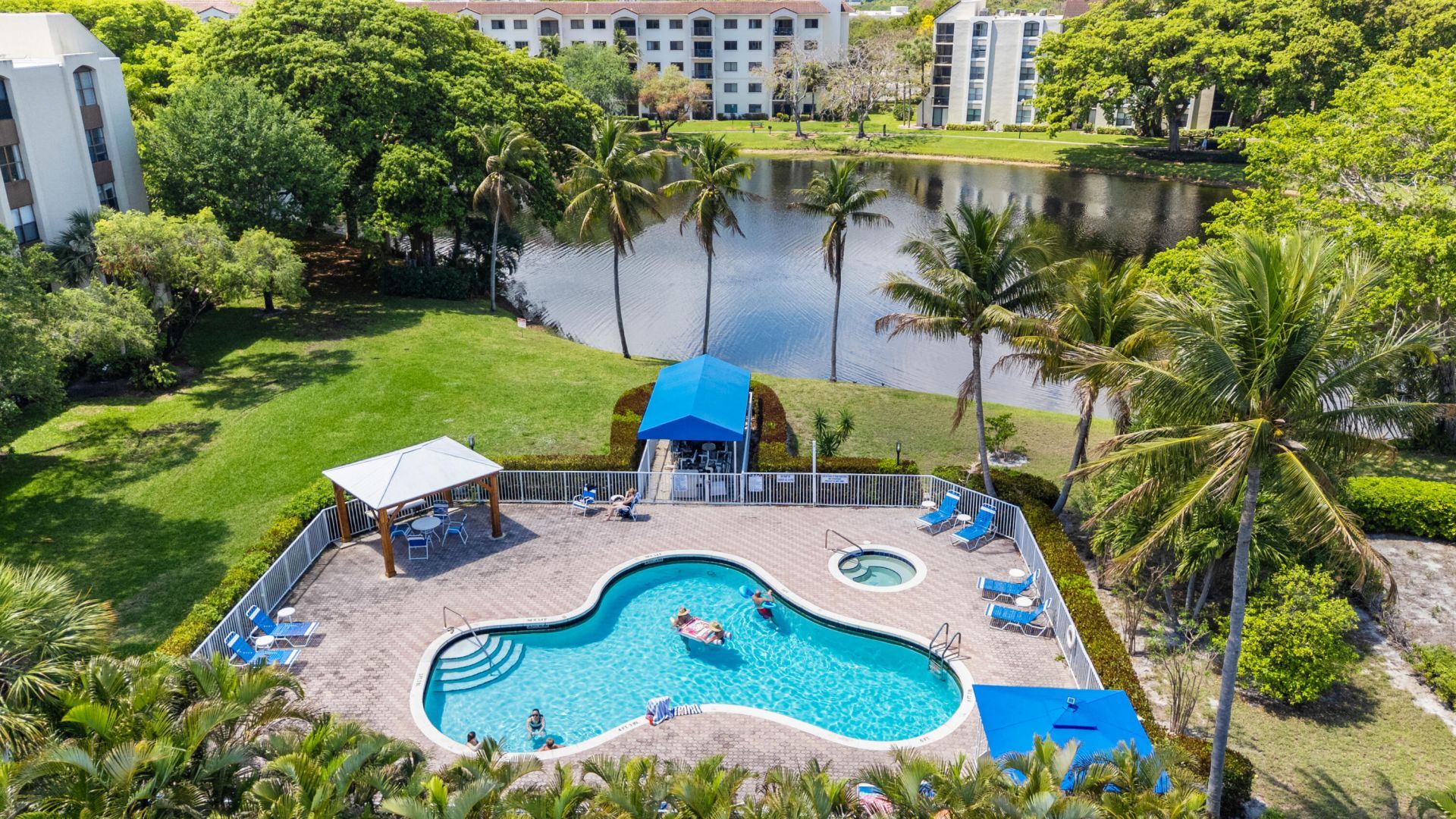 955 Egret Circle, Unit 504, Delray Beach, FL 33444 Photo