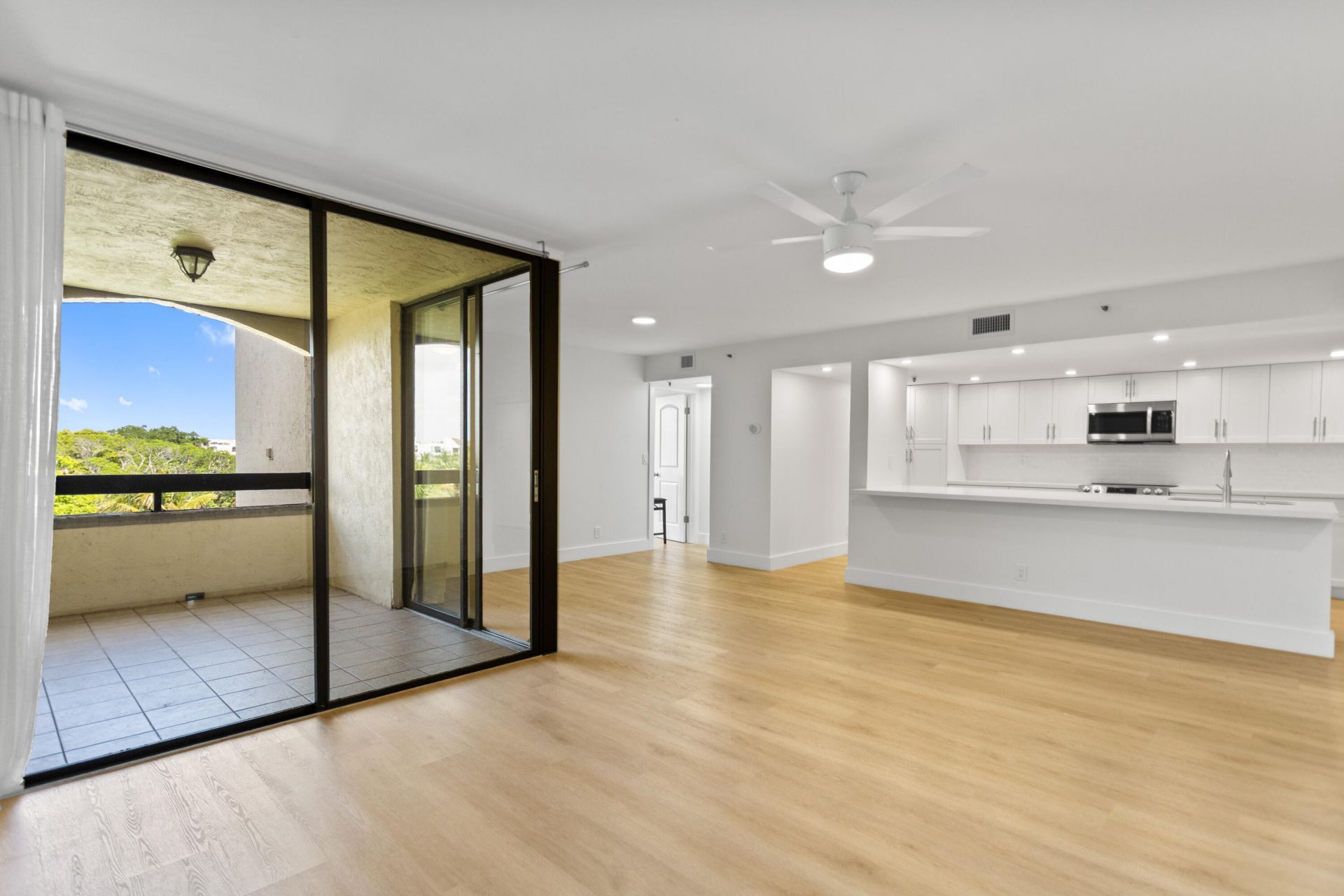 955 Egret Circle, Unit 504, Delray Beach, FL 33444 Photo