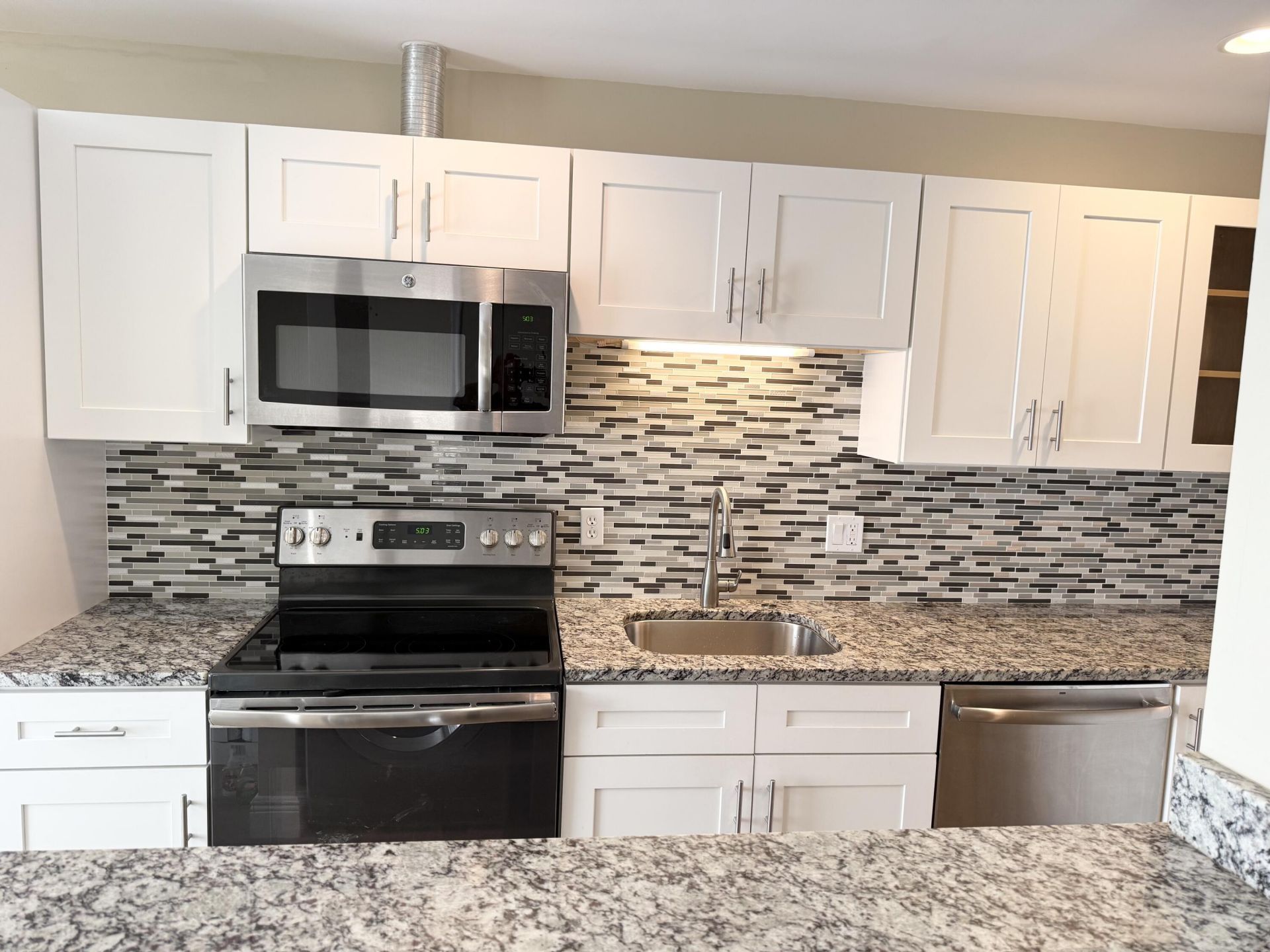 2811 SW 15th Street, Unit 202, Delray Beach, FL 33445 Photo