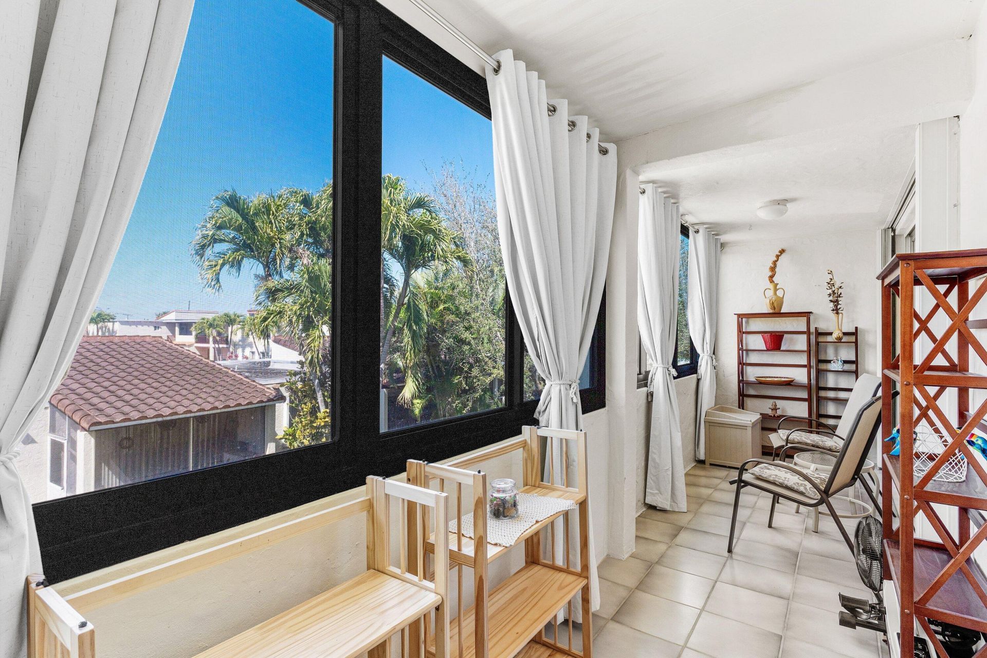 2561 Boundbrook Boulevard, Unit 209, Palm Springs, FL 33406 Photo