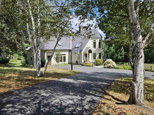 5 Hillwinds North, Brattleboro, VT 05301