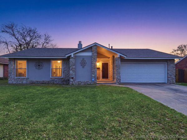 4335 Lakewood Avenue , Tulsa, OK 74135