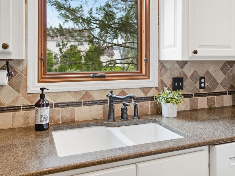 718 Westray Drive, Westerville, OH 43081 Photo 16