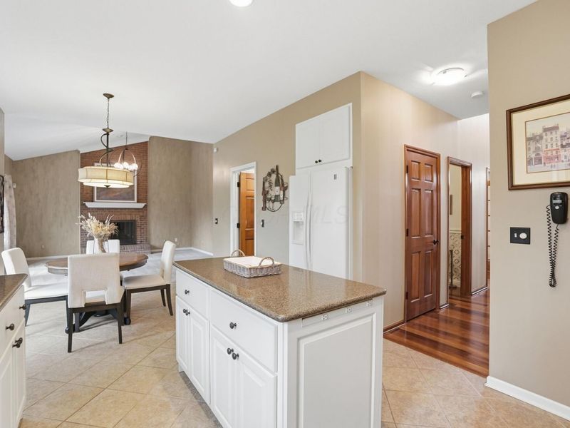 718 Westray Drive, Westerville, OH 43081 Photo 19