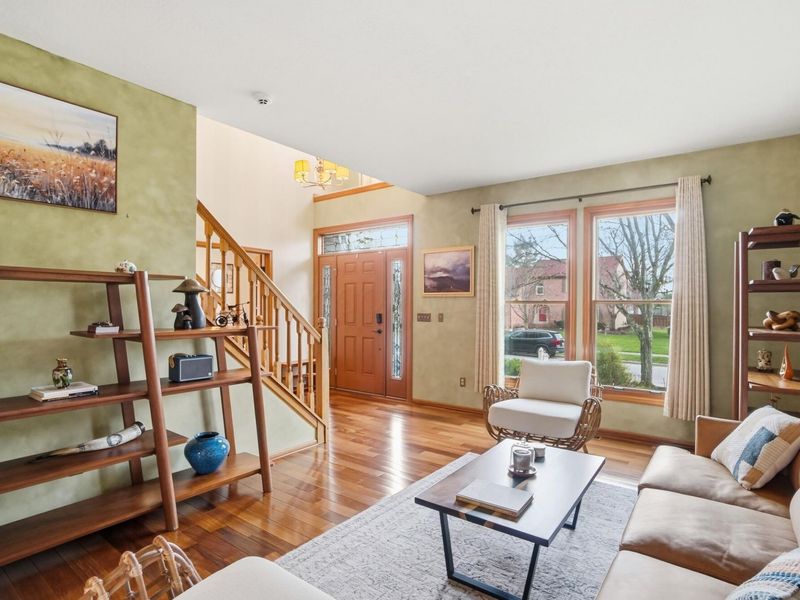 718 Westray Drive, Westerville, OH 43081 Photo 6