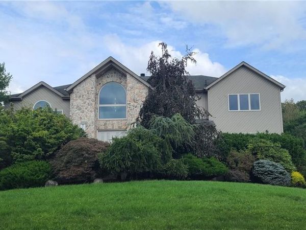 31 Lowell Drive , New City, NY 10956