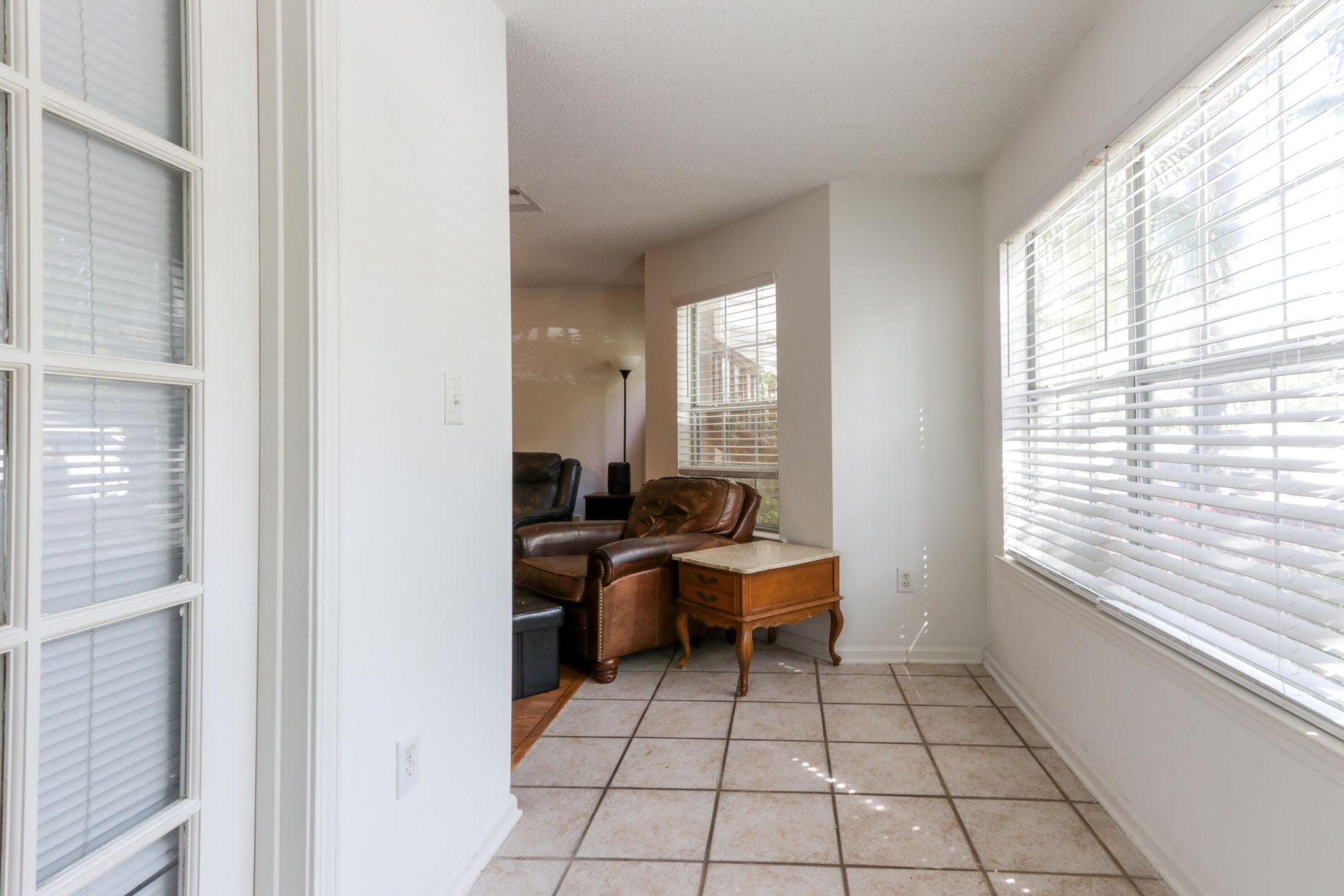 188 Midland Parkway Photo 8