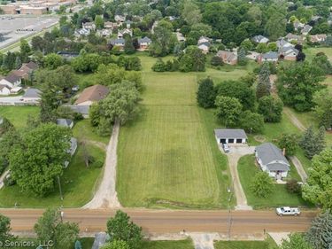 8933 Canton Center Rd , Plymouth, MI 48170