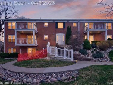 3333 Moores River Drive, Lansing, MI 48911