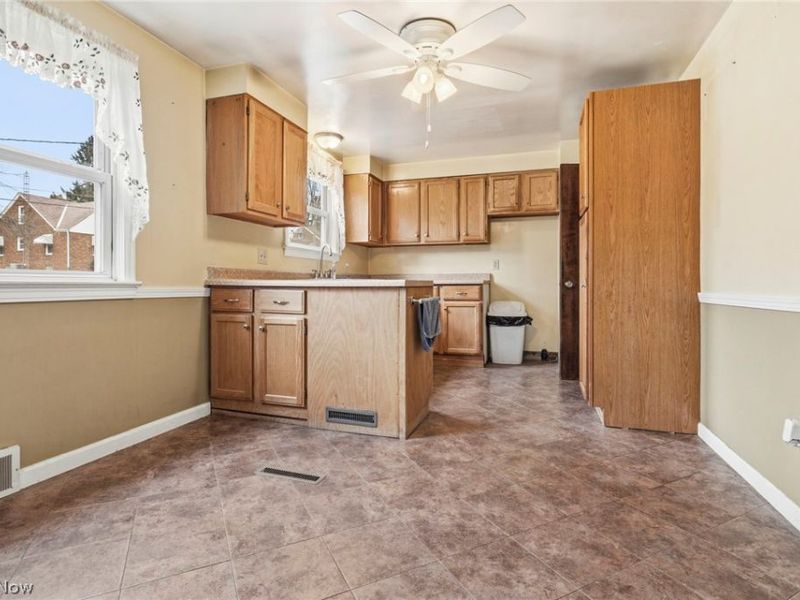 4454 2nd Street NW, Canton, OH 44708 Photo 9