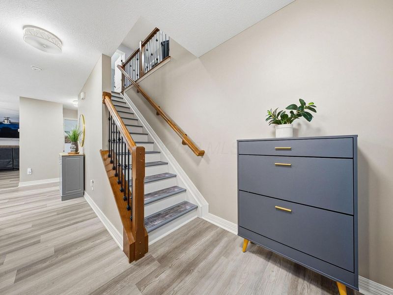 565 Apple Valley Circle, Delaware, OH 43015 Photo 5