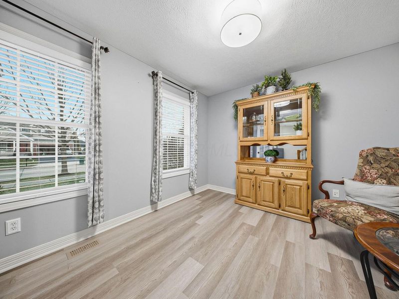 565 Apple Valley Circle, Delaware, OH 43015 Photo 7