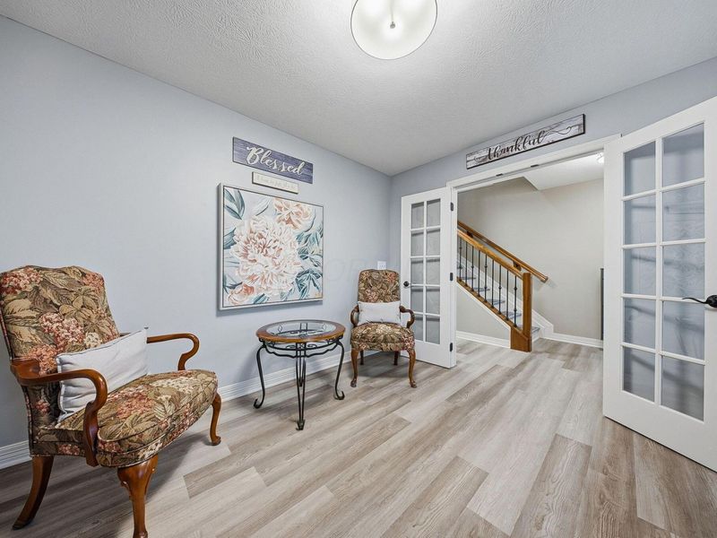 565 Apple Valley Circle, Delaware, OH 43015 Photo 8